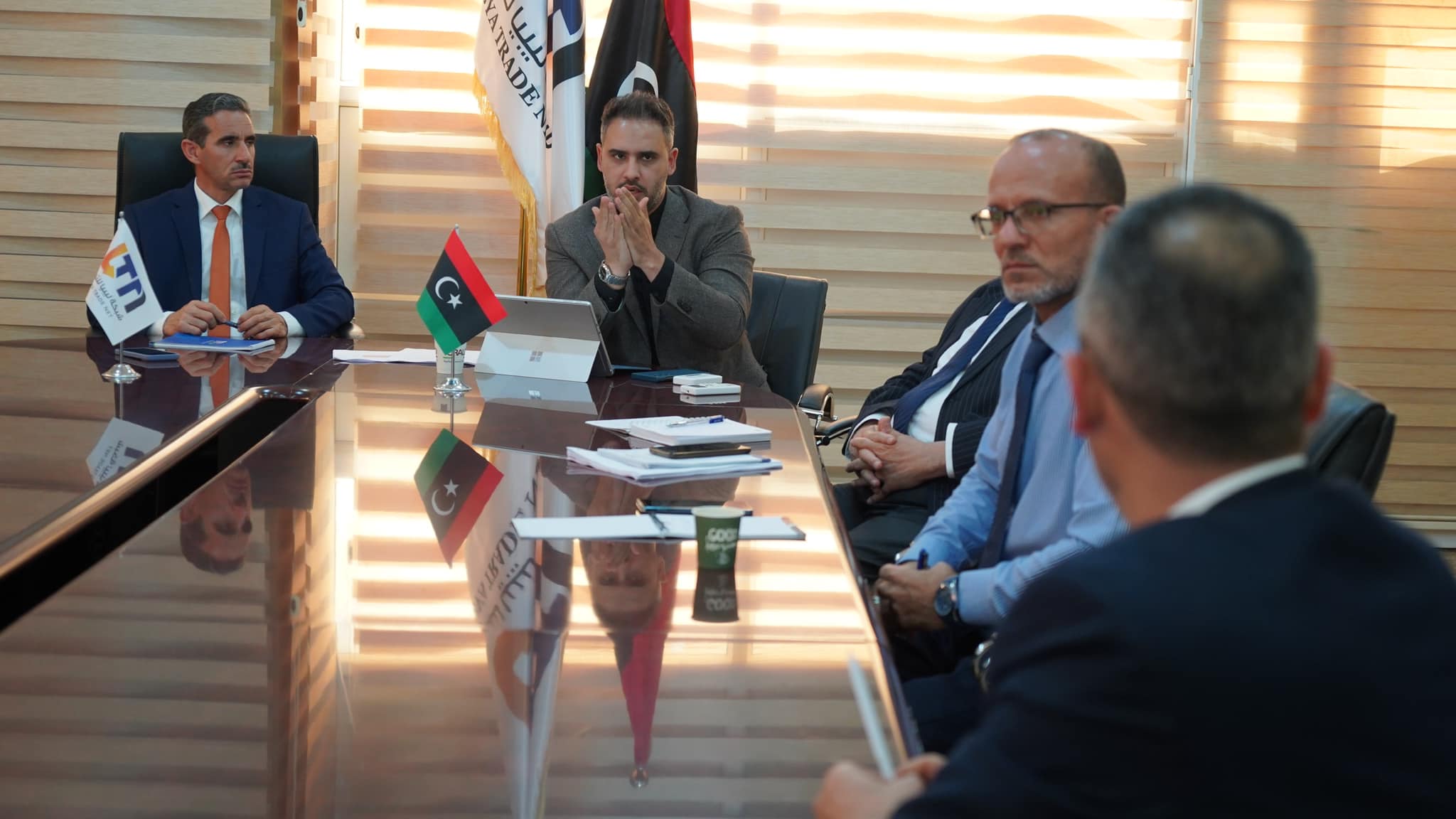 الإستعدادات  النهائية لاطلاق نقطة الاستعلام لتسهيل التجارة الخارجية.